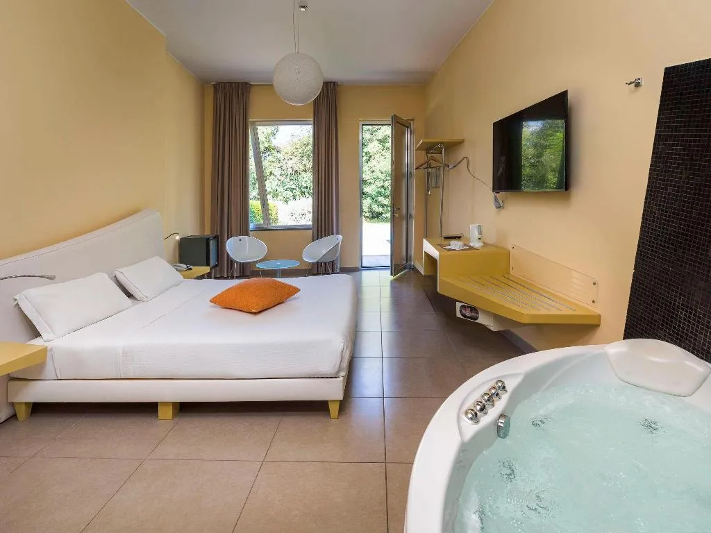 Room, Ibis Styles Catania Acireale, Catania