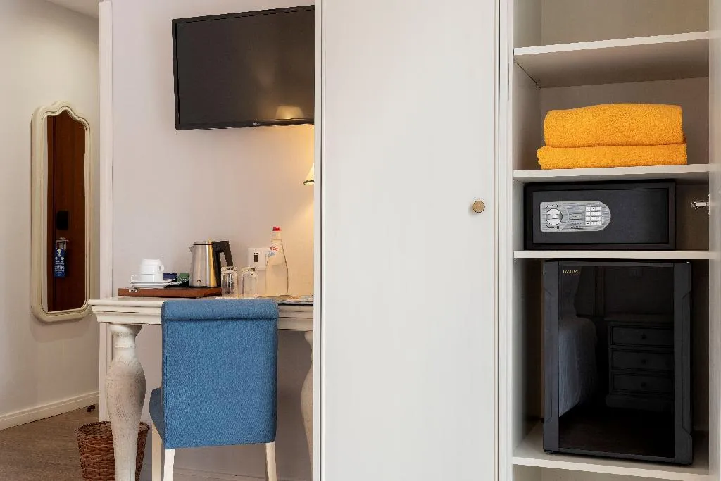 SINGLE SUPERIOR Room, Madeira, Madeira