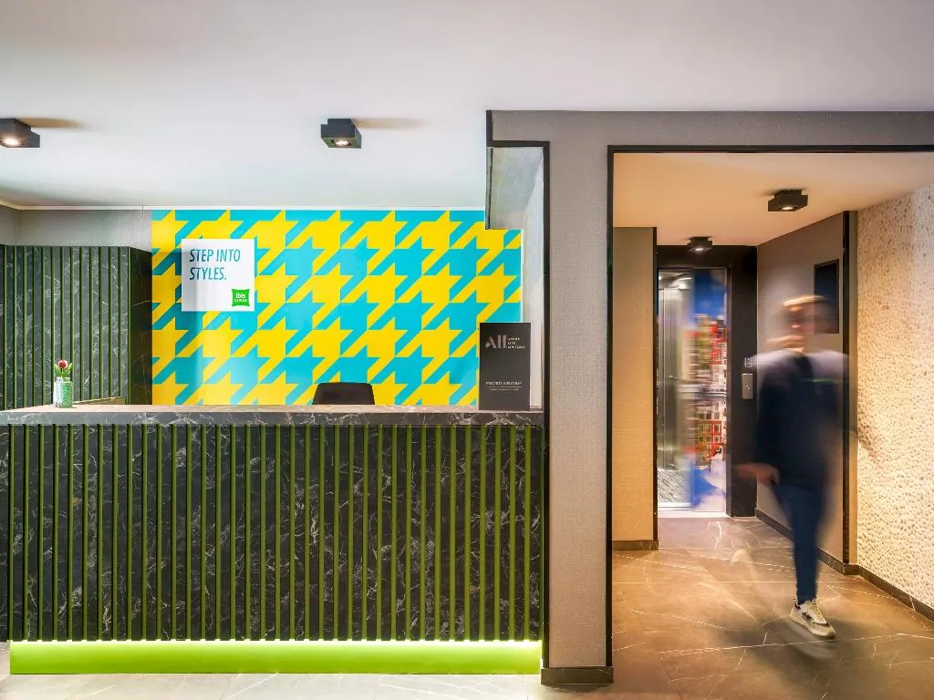 Lobby, ibis Styles Amsterdam Amstel, Amsterdam
