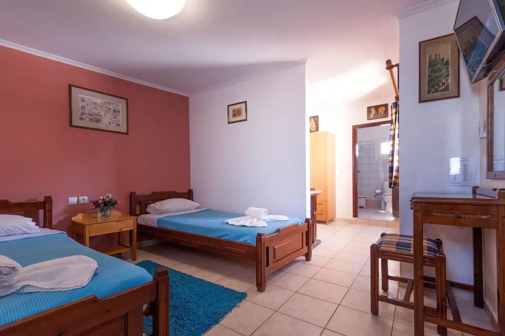 Room, Poco Loco Bed & Breakfast, Crete