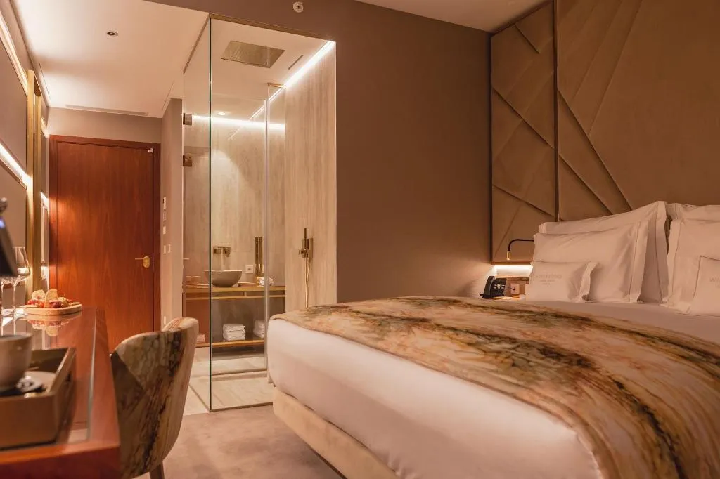 Room, Wine & Books Lisboa - Wbl, Lisbon