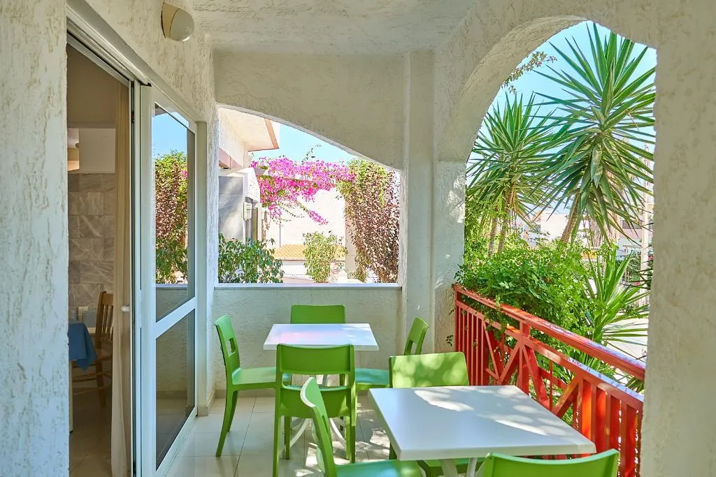 Terrace, Apollon Hotel Apartments, Crete