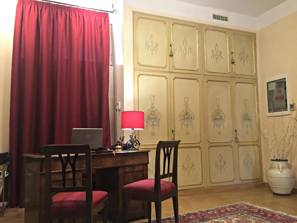 Lobby, Residenza Delle Arti, Rome