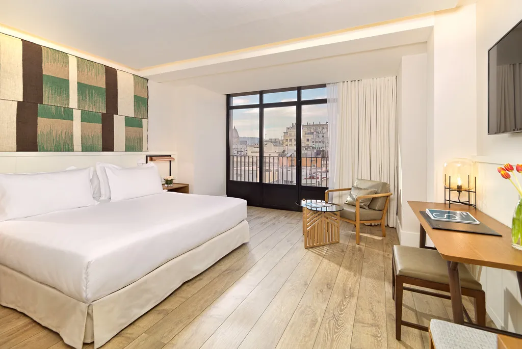 DOUBLE SINGLE USE SUPERIOR WITH VIEWS Room, H10 Cubik, Barcelona