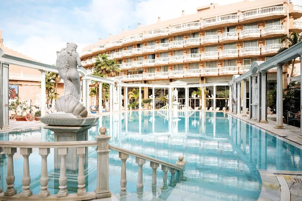 Pool, Cleopatra Palace Hotel, Tenerife
