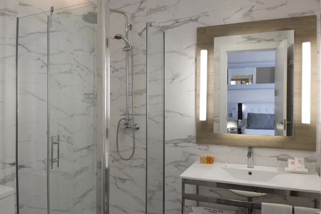 Double or Twin STANDARD Room, Petit Palace Arenal, Madrid