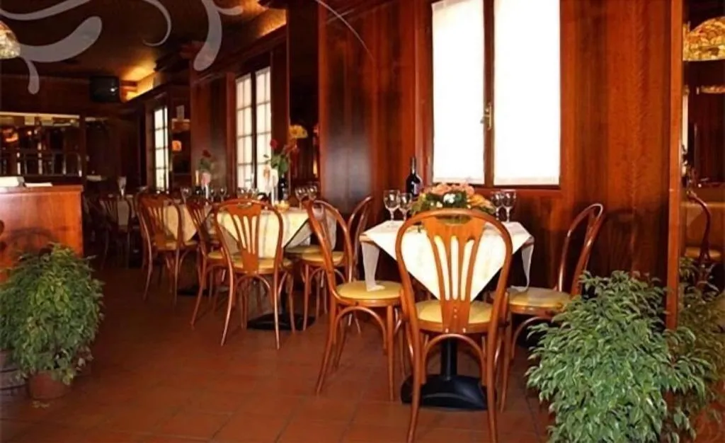 Restaurant, Hotel Karol, Milan