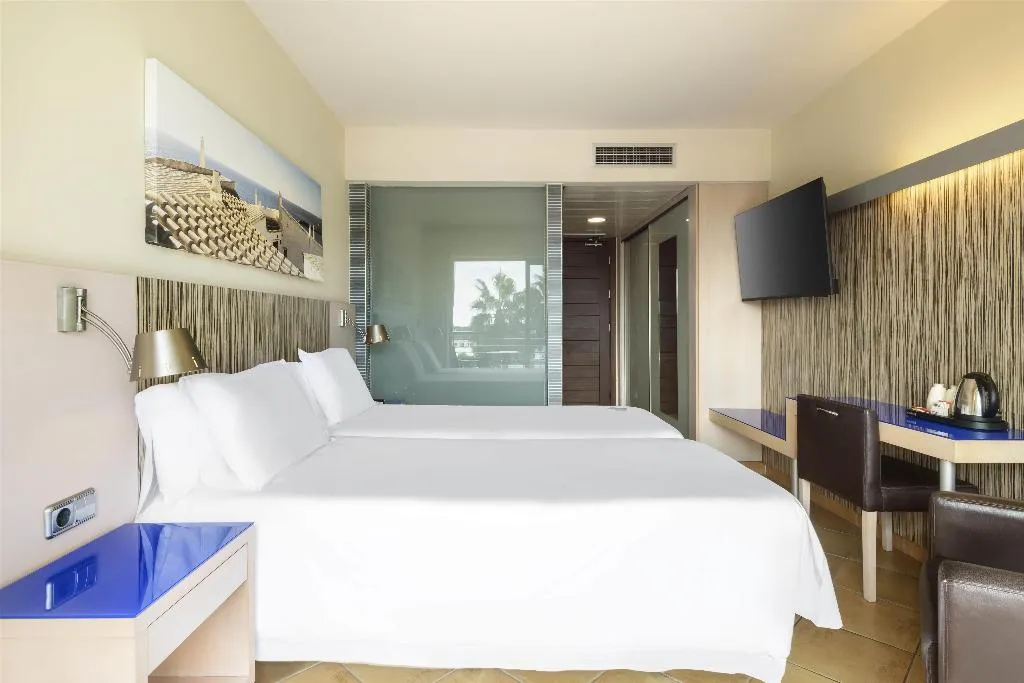 DOUBLE STANDARD Room, Seth Punta Prima, Menorca