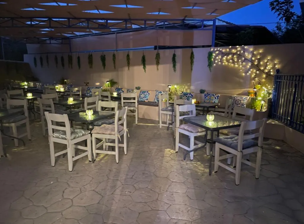 Terrace, Hotel Kourkoumelata, Kefallinia