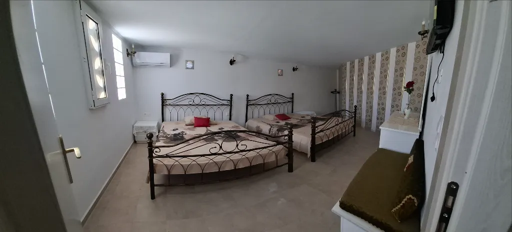 Room, Castellino Studios, Rhodes