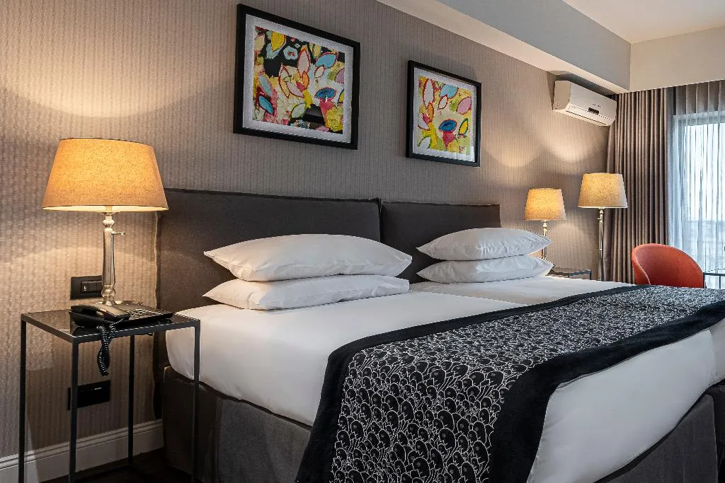 Double or Twin SUPERIOR CITY VIEW Room, Astor Hotel Athens, Athens