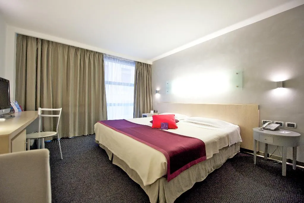 Room, Mercure Palermo Centro, Palermo