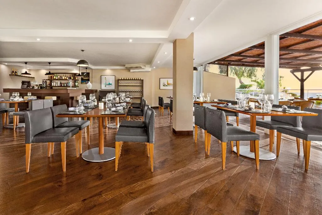 Restaurant, Wyndham Residences Tenerife Costa Adeje, Tenerife