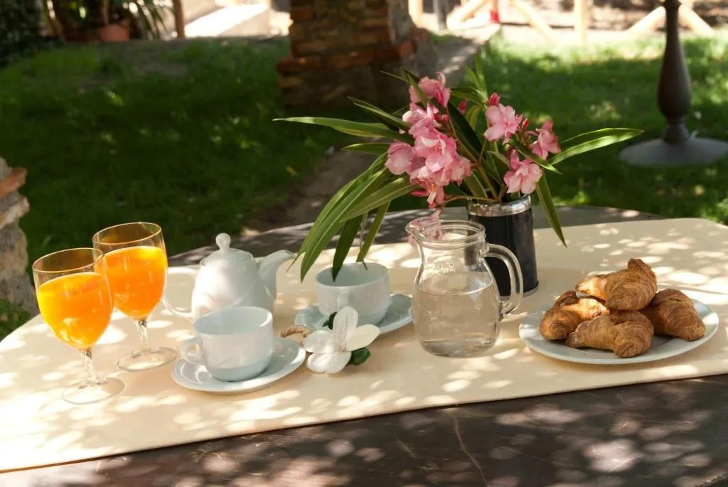 Restaurant, Bookbreakfast, Catania