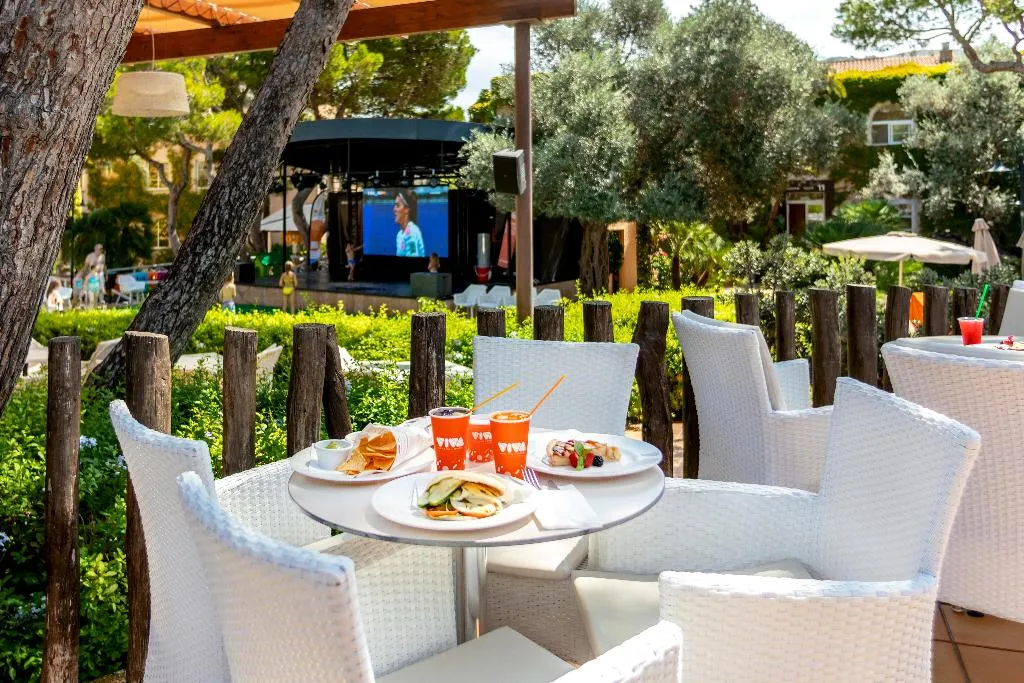 Bar, Viva Cala Mesquida Resort & Spa, Majorca