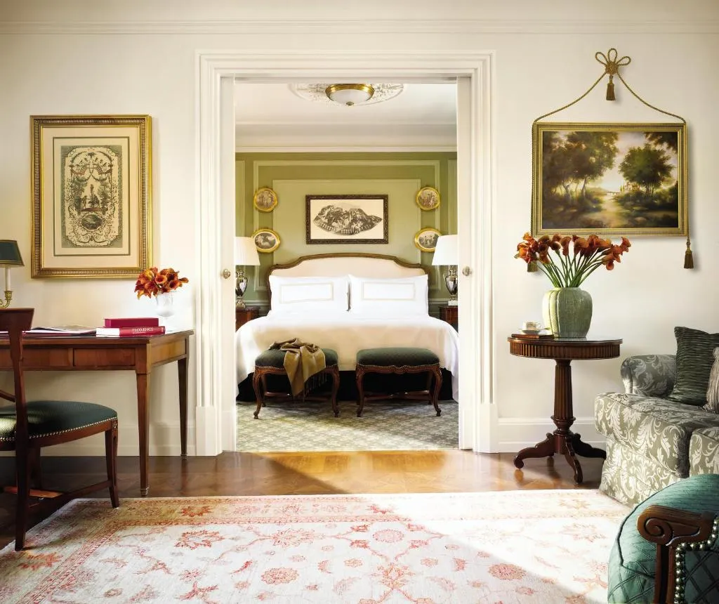 SUITE EXECUTIVE KING BED Room, Four Seasons Hotel Firenze, Florence