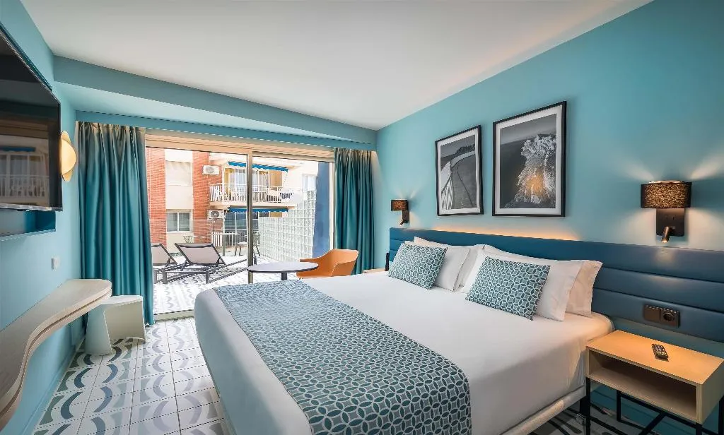 Room DELUXE SIDE SEA VIEW Room, Barcelo Benidorm Beach - Adults Recommended, Costa Blanca