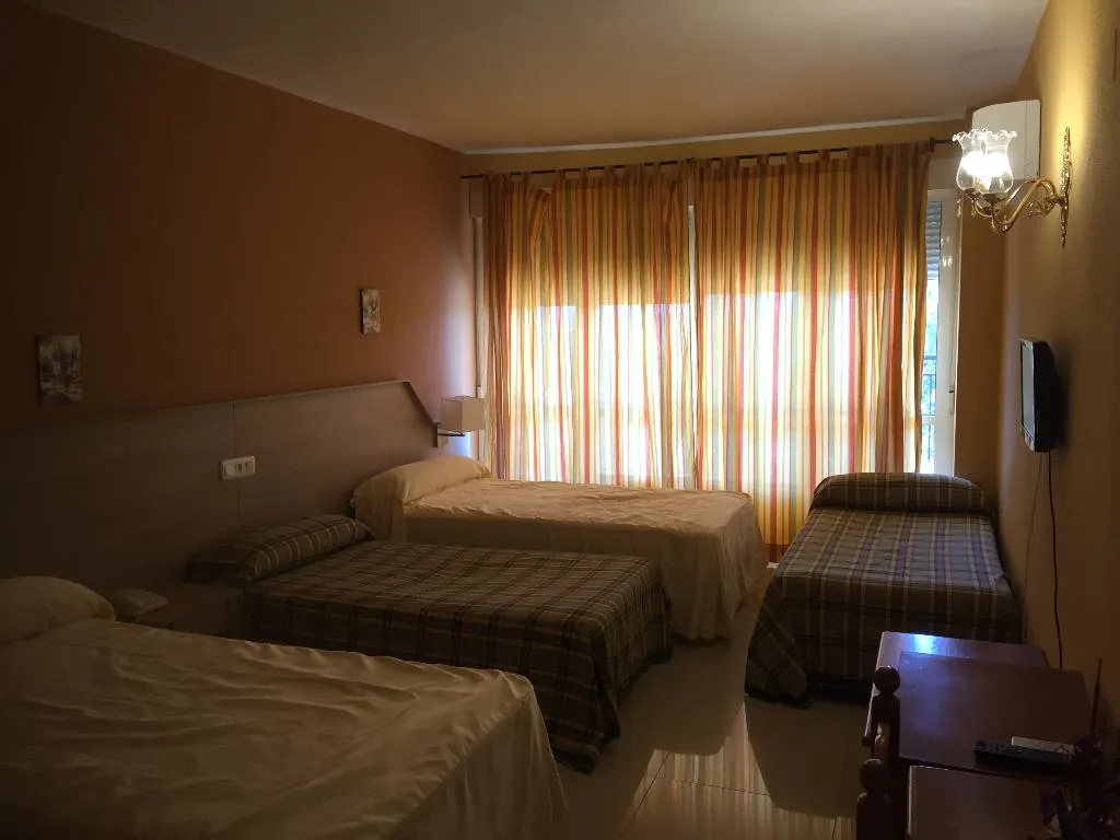 QUADRUPLE STANDARD Room, Manzanares, Madrid