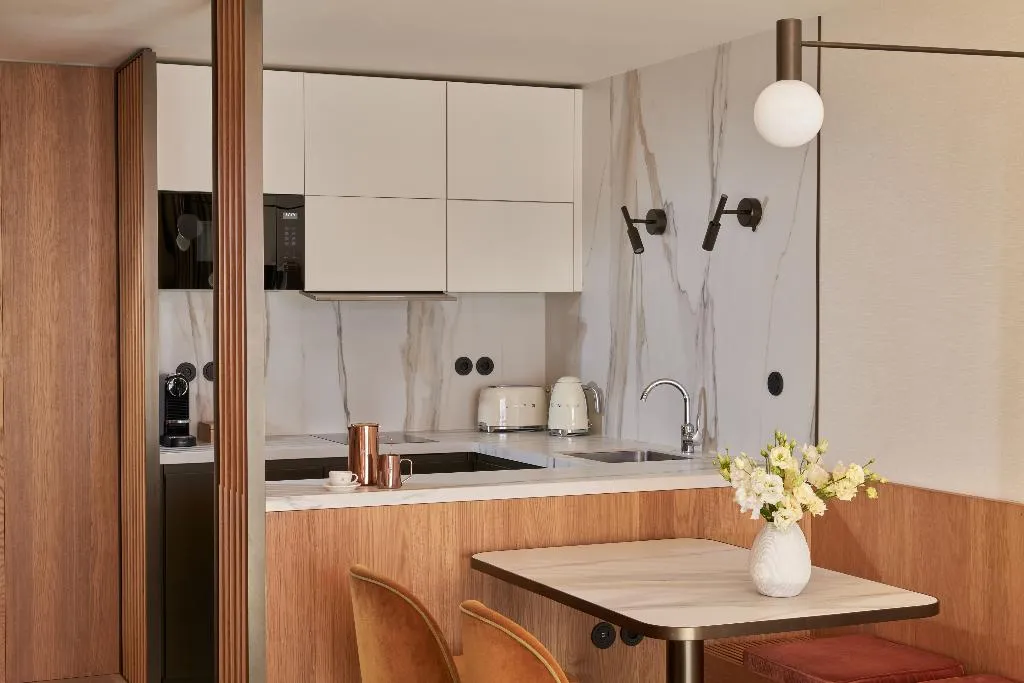 SUITE WITH KITCHENETTE Room, The Julius Prague, Prague