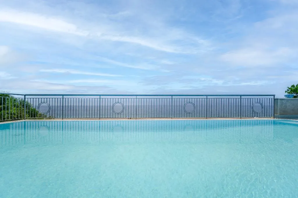 Pool, Aurora View Resort, Catania