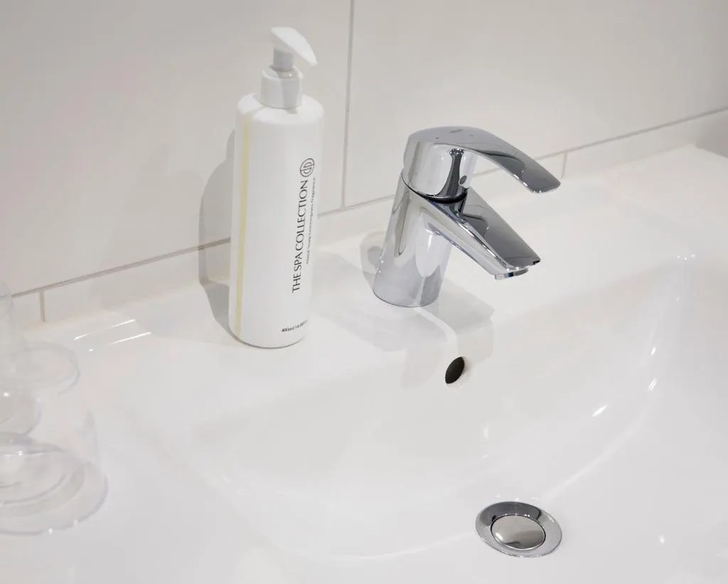 TWIN STANDARD Room, Corendon Urban Amsterdam Schiphol Airport, Amsterdam