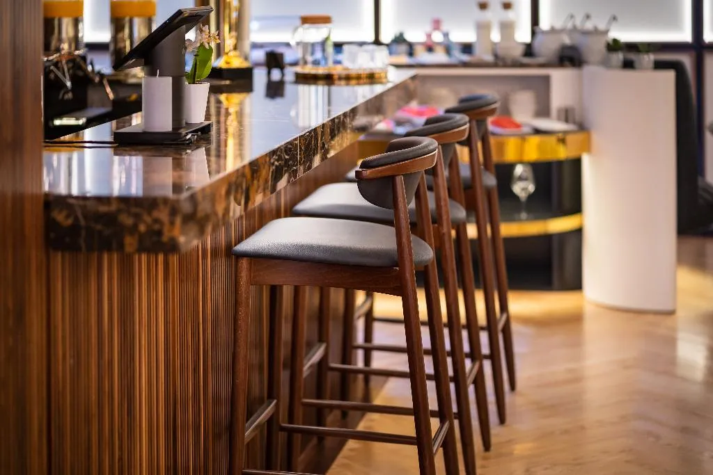Bar, The Convo Porto Hotel & Suites, Porto