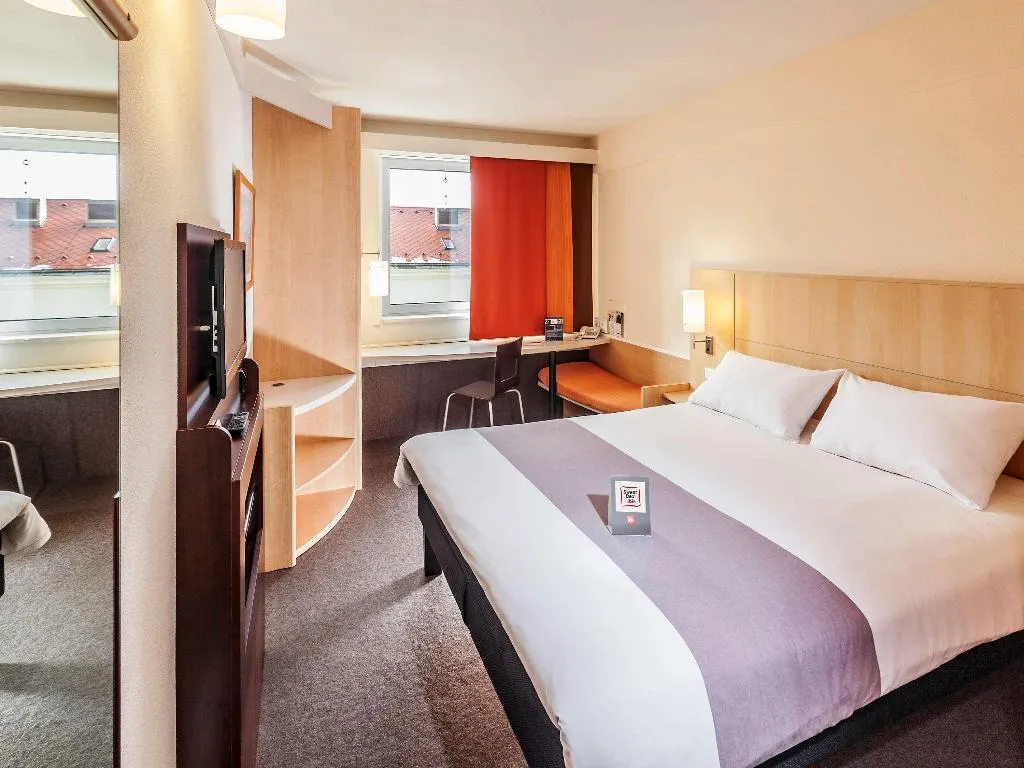 DOUBLE STANDARD Room, Ibis Praha Wenceslas Square, Prague