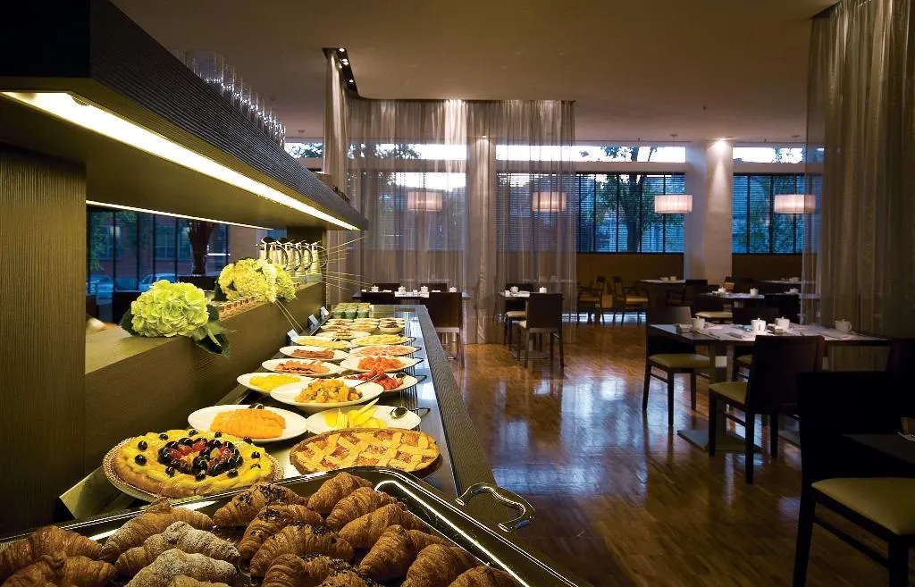 Restaurant, DoubleTree by Hilton Milan, Milan