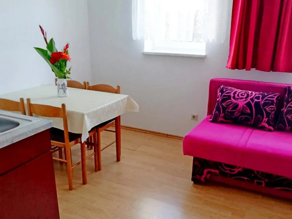 APARTMENT CAPACITY 2 Room, Apartments Manda, Istria