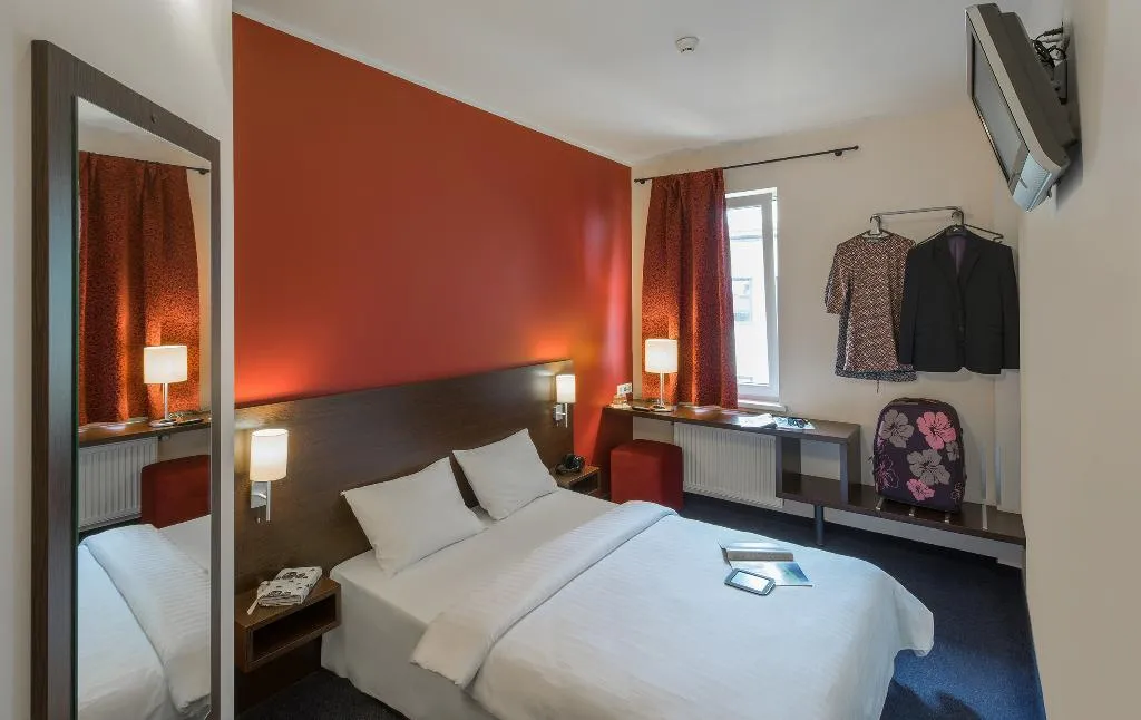 DOUBLE STANDARD Room, Dodo, Riga