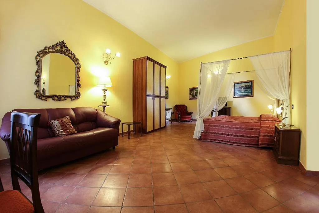 JUNIOR SUITE STANDARD Room, Grand Hotel Capodimonte, Naples