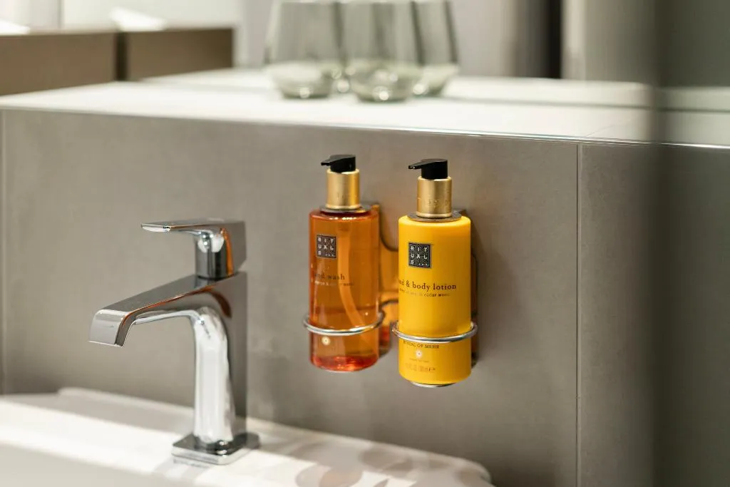 SUITE DELUXE Room, High Park am Potsdamer Platz, Berlin