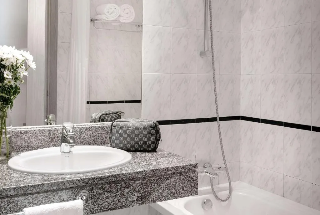 Room, Ramada by Wyndham Madrid Tres Cantos, Madrid