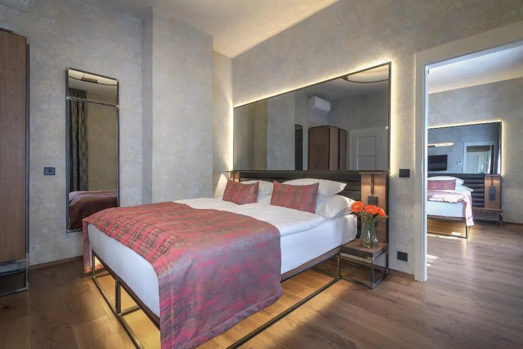 Room, Hotel Waldstein, Prague