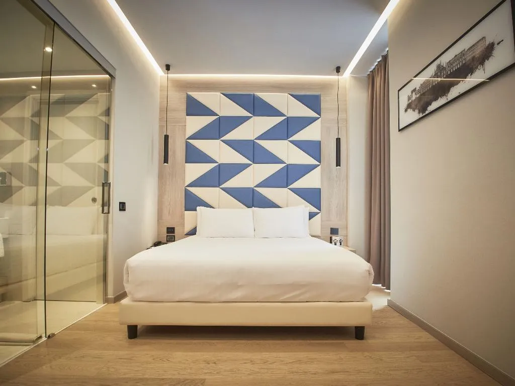 DOUBLE DELUXE Room, iH Hotels Milano Ambasciatori, Milan