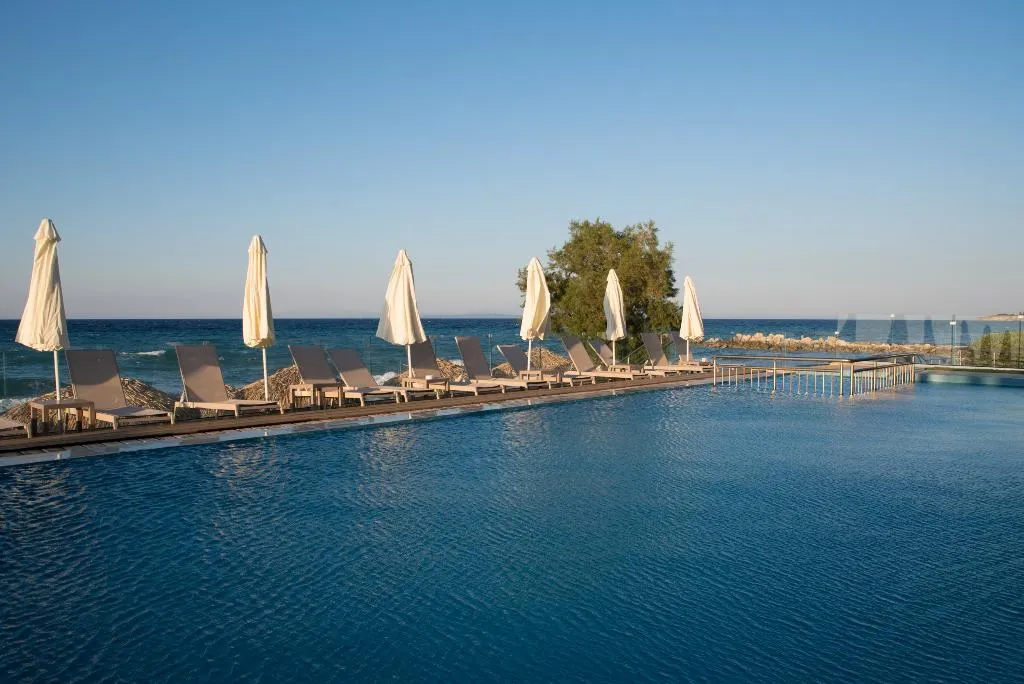 Pool, Golden Coast, Athens