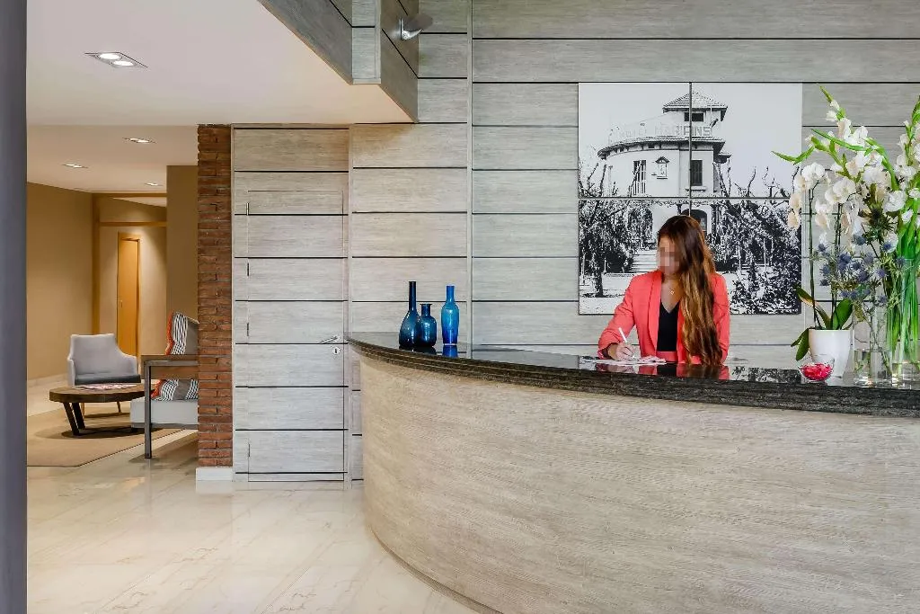 Lobby, Alegria Maripins, Costa Brava