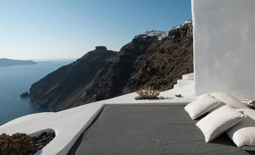 JUNIOR SUITE SEA VIEW Room, Infinity Suites & Dana Villas, Santorini