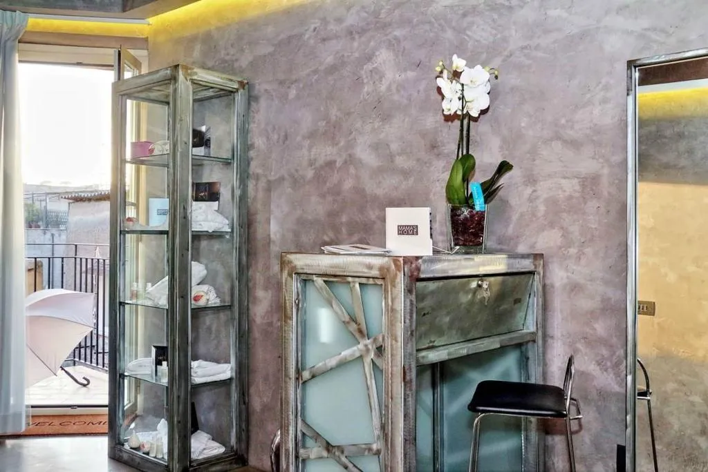 Lobby, Mama's Home Rome, Rome