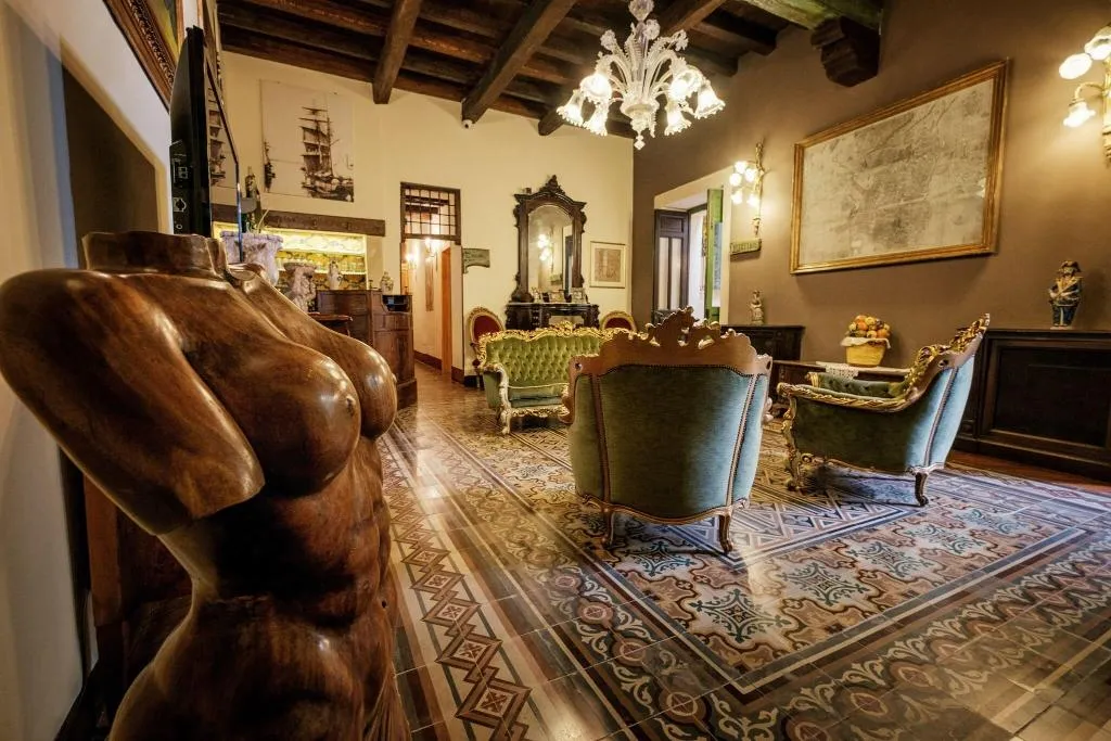 General view, Charme Henry S House, Catania