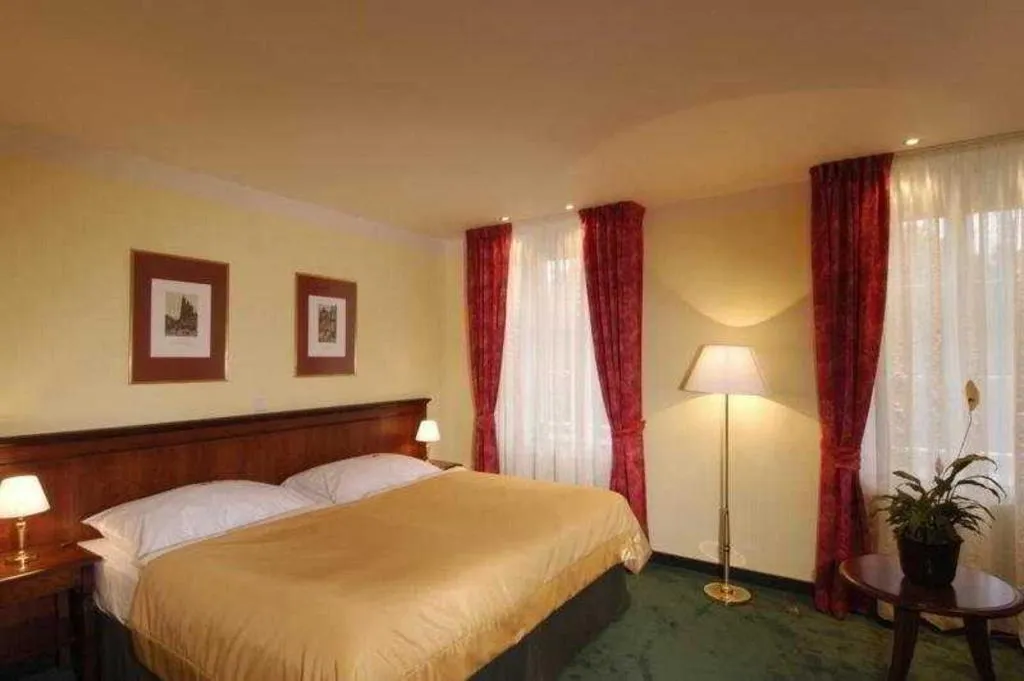 Room, EA hotel Jeleni Dvur Prague Castle, Prague