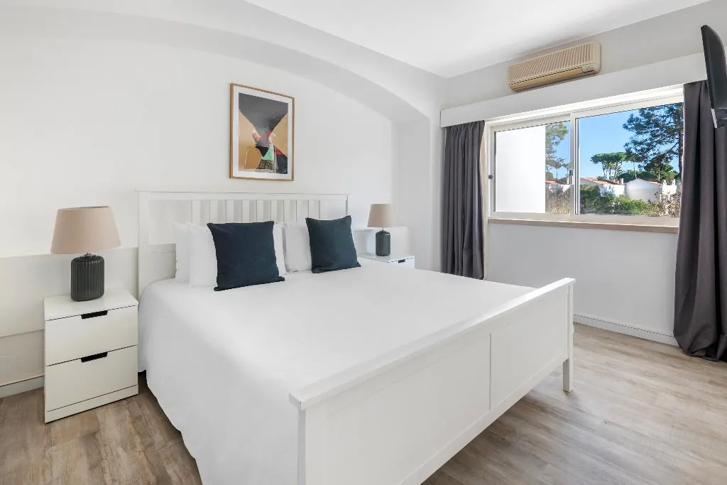 APARTMENT TWO BEDROOMS Room, Vilar do Golf, Algarve