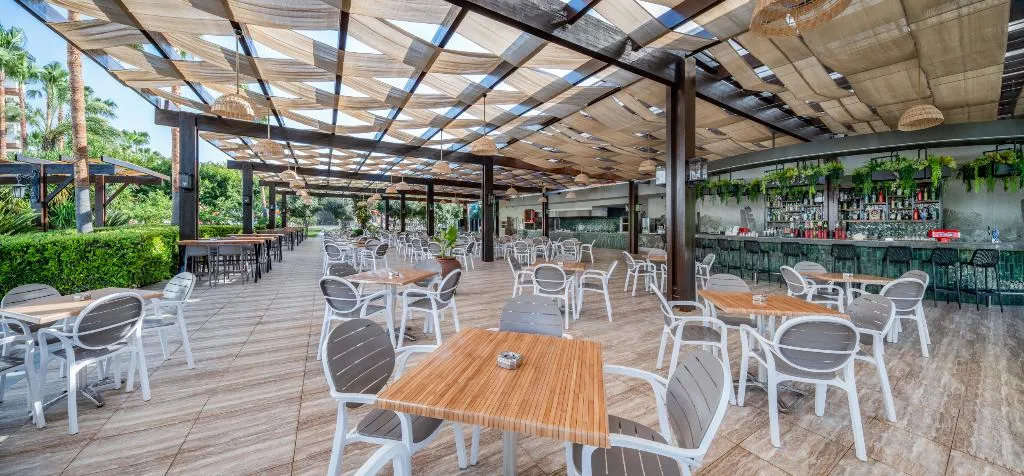 Bar, Royal Garden Beach Hotel, Antalya