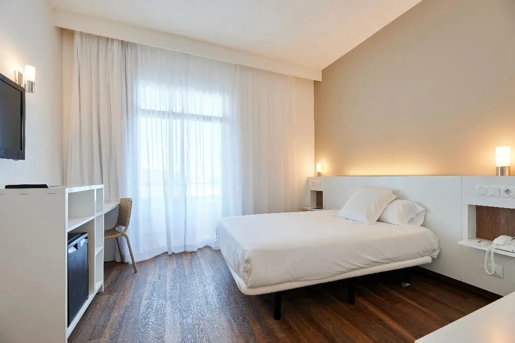 SINGLE STANDARD Room, Alua Calas de Mallorca Resort, Majorca