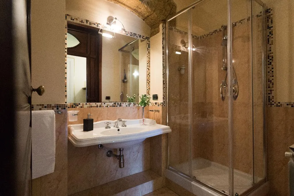 FAMILY ROOM STANDARD Room, B&B Antica Dimora, Palermo