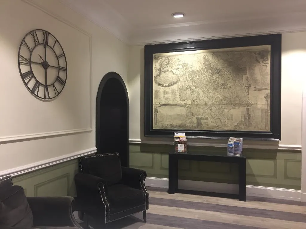 Lobby, Giglio Dell'Opera, Rome