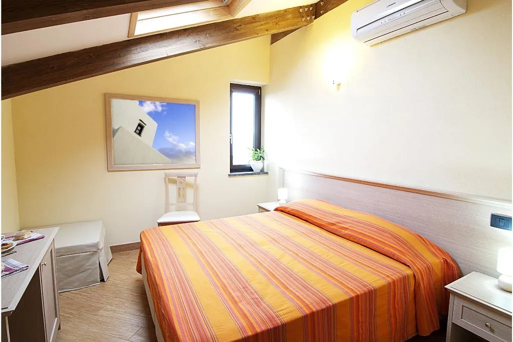 DOUBLE CLASSIC Room, Casale Antonietta, Naples