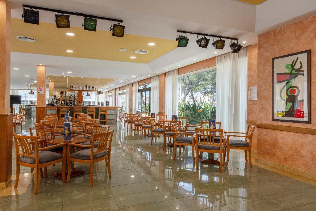 Bar, Obelisco, Majorca