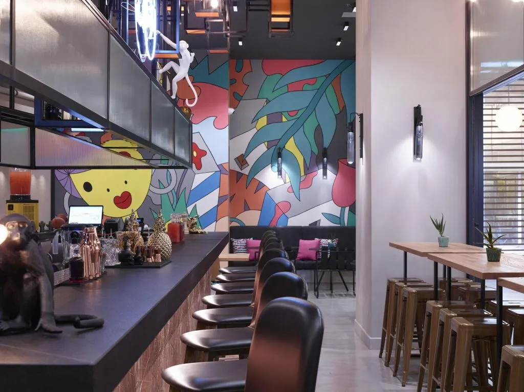 Sports and Entertainment, Moxy Athens City, Athens
