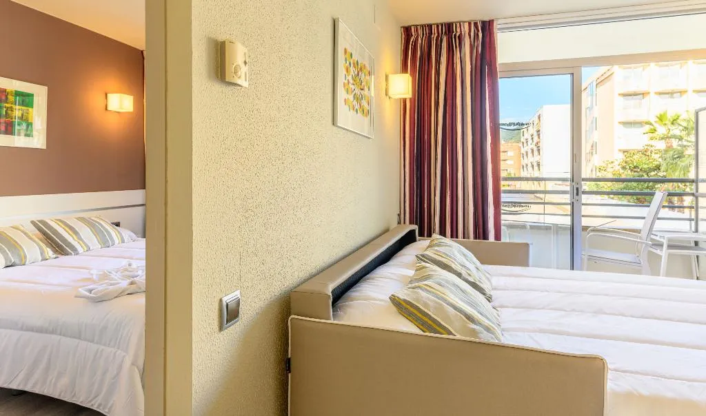 APARTMENT CAPACITY 3 ONE BEDROOM Room, Medplaya Esmeraldas, Costa Brava